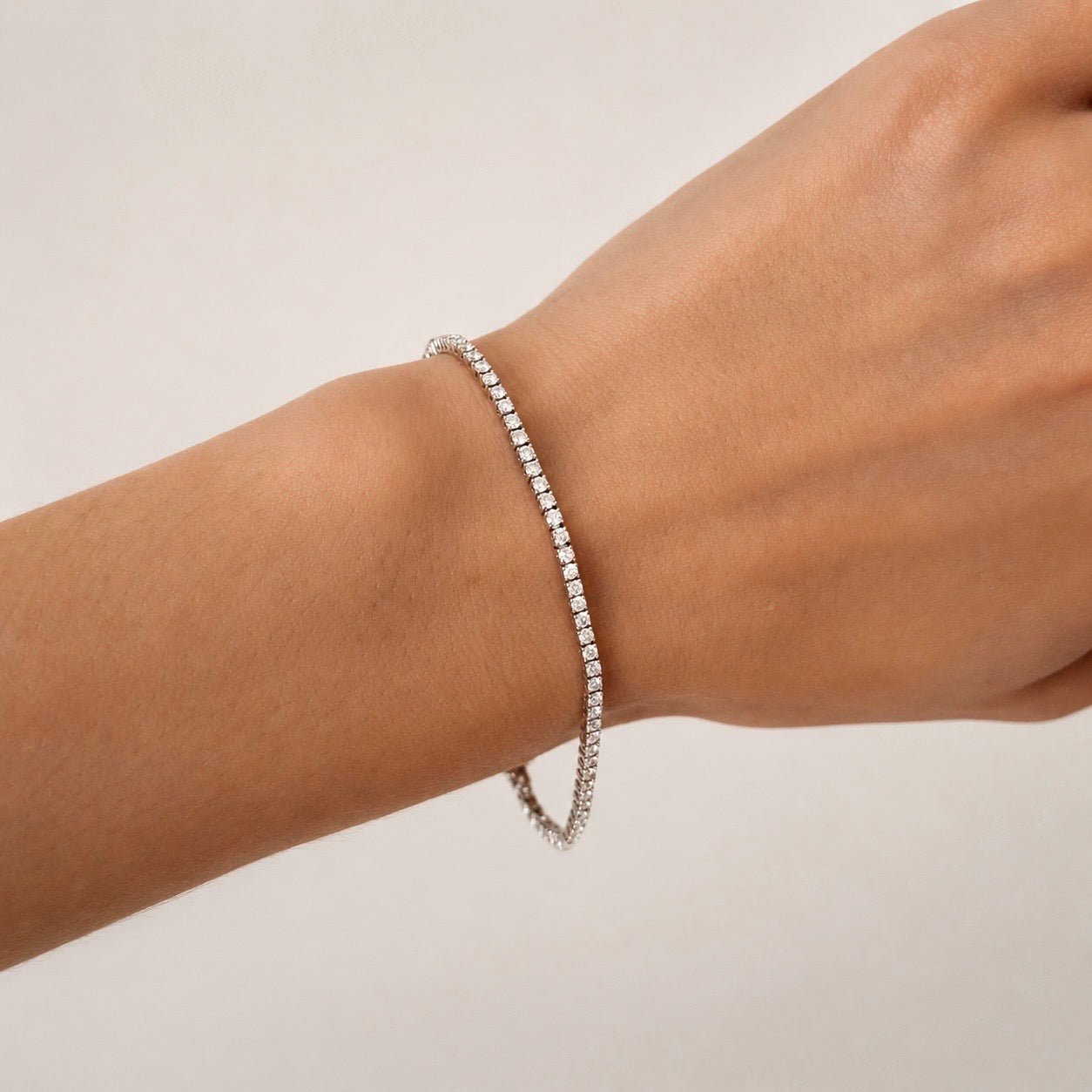 Classic Diamond Tennis Bracelet 2.00ct G/SI in 18k White Gold - All Diamond